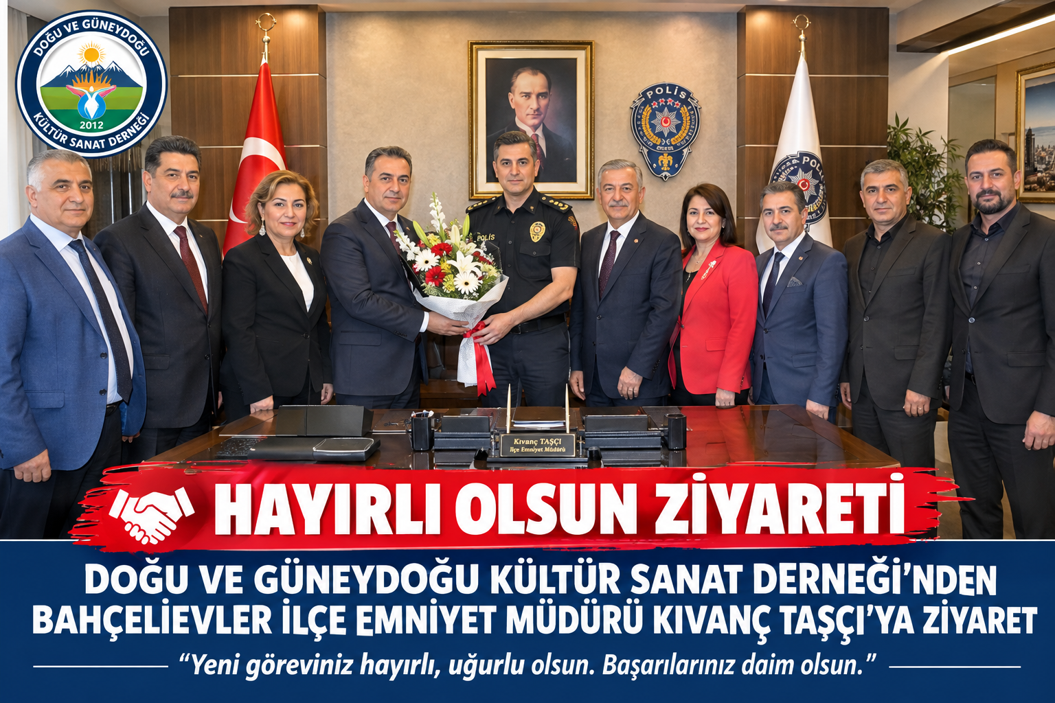 Doğu ve Güneydoğu Kültür Sanat Derneği heyetinden Kıvanç Taşçı’ya çiçek takdimi