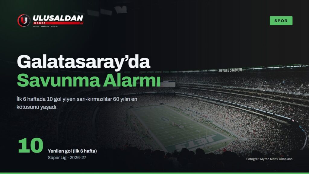 Galatasaray — Işıklandırılmış bir futbol stadyumu