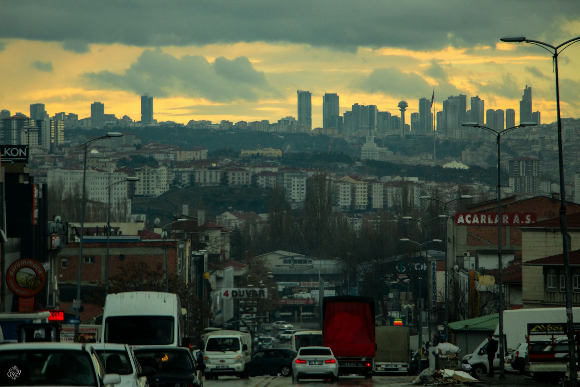 Kabine toplantısının yapıldığı başkent Ankara’yı andıran bir kent silueti