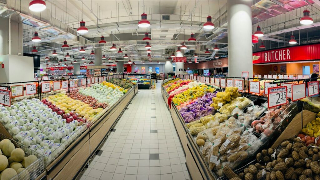 TÜFE — Bir markette sebze ve meyve reyonu
