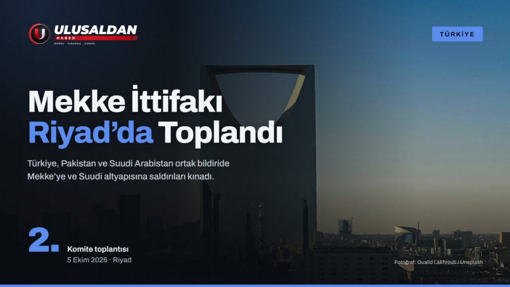 Riyad’daki Krallık Merkezi gökdeleni ve şehir silüeti